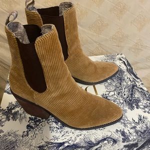 Band of Gypsies Camel Washed Corduroy Bootie-Sz9.5